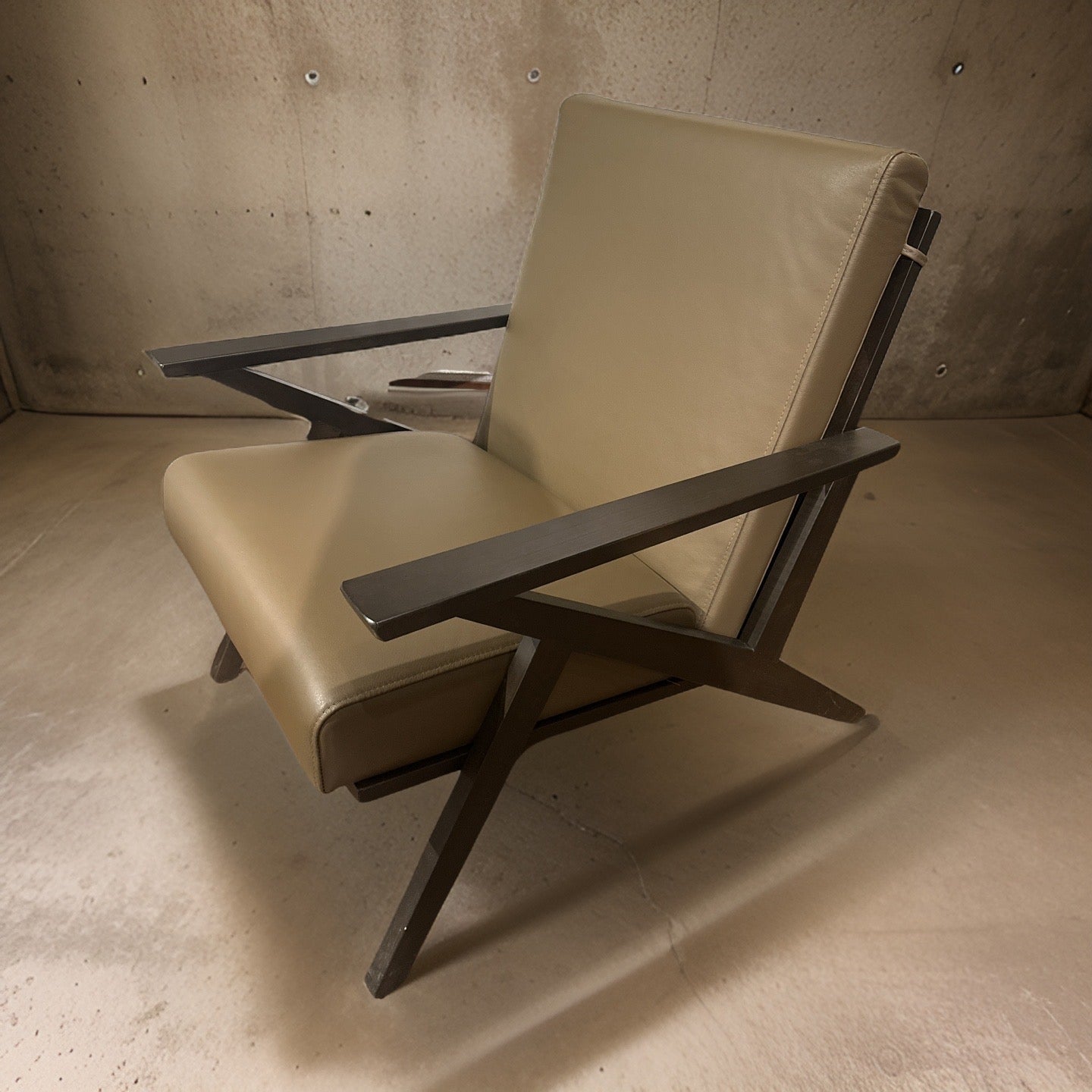 HLHF Tribeca Leather Accent Chair Accent Chairs, Living Furniture Store Burlington Ontario Near Me