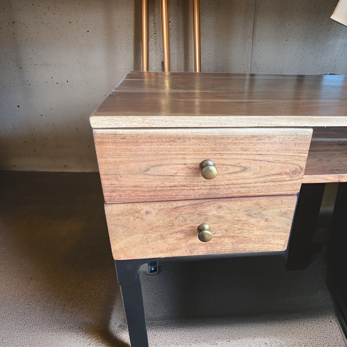 HLHF Carter 1093 Desk Office Furniture Store Burlington Ontario Near Me