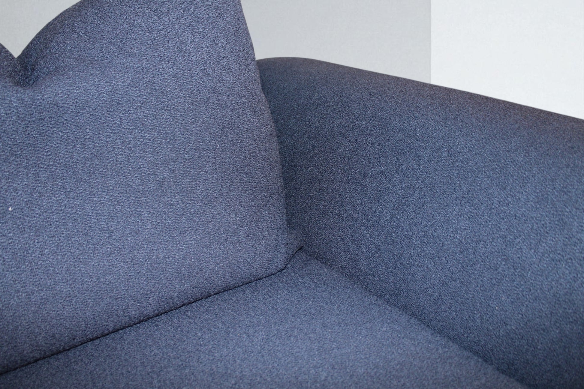 HLHF Wellington Sofa Living Furniture Store Burlington Ontario Near Me