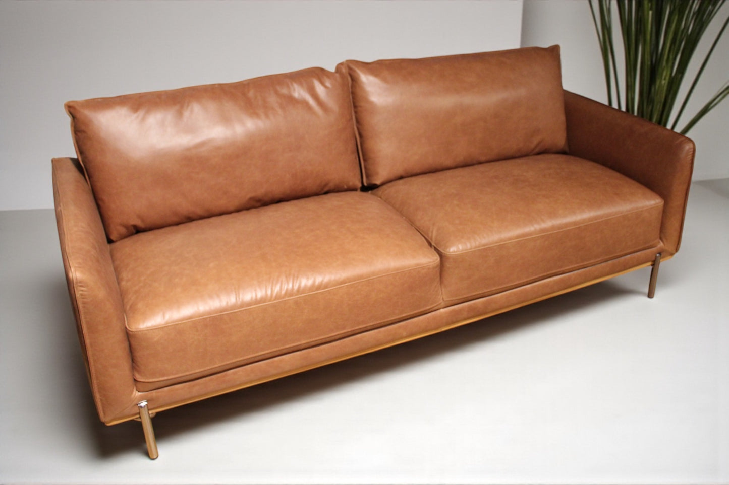 HLHF Club Leather Sofa - Whiskey Living Furniture Store Burlington Ontario Near Me