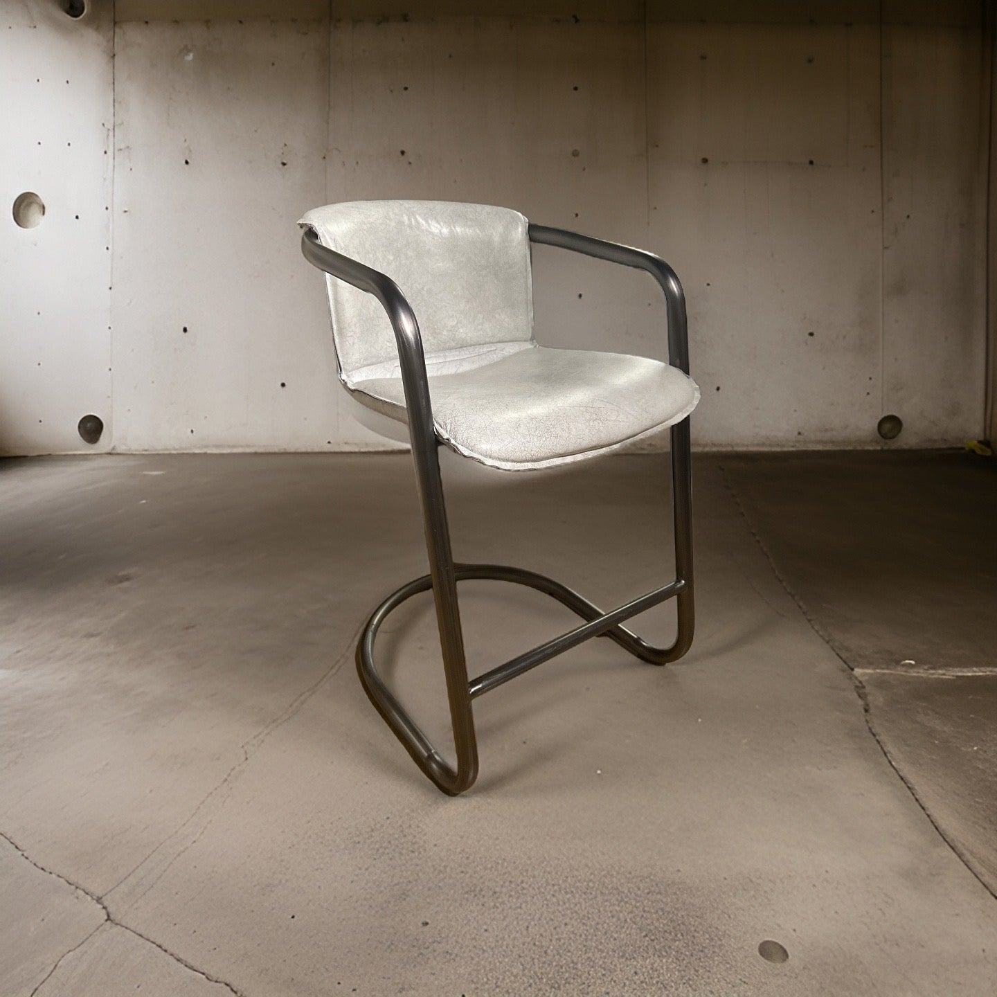 HLHF Aberdeen Stool - Vintage White Leather Stools & Bars Furniture Store Burlington Ontario Near Me 