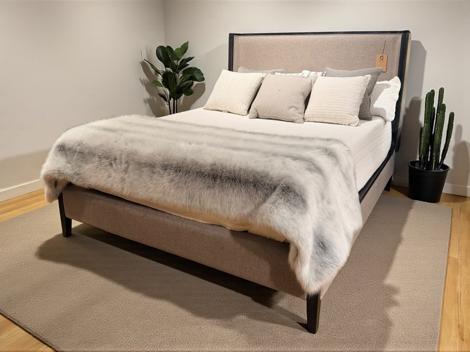 HLHF 528Q Upholstered Queen Bed Bedroom, Sale Furniture Store Burlington Ontario Near Me 