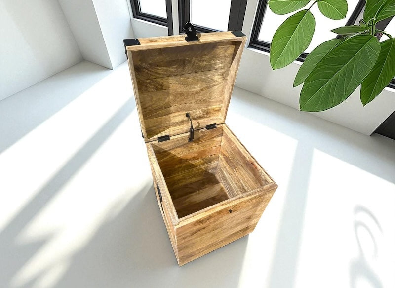 HLHF 2518 Wood Trunk Accessories, Occasional Furniture Store Burlington Ontario Near Me 