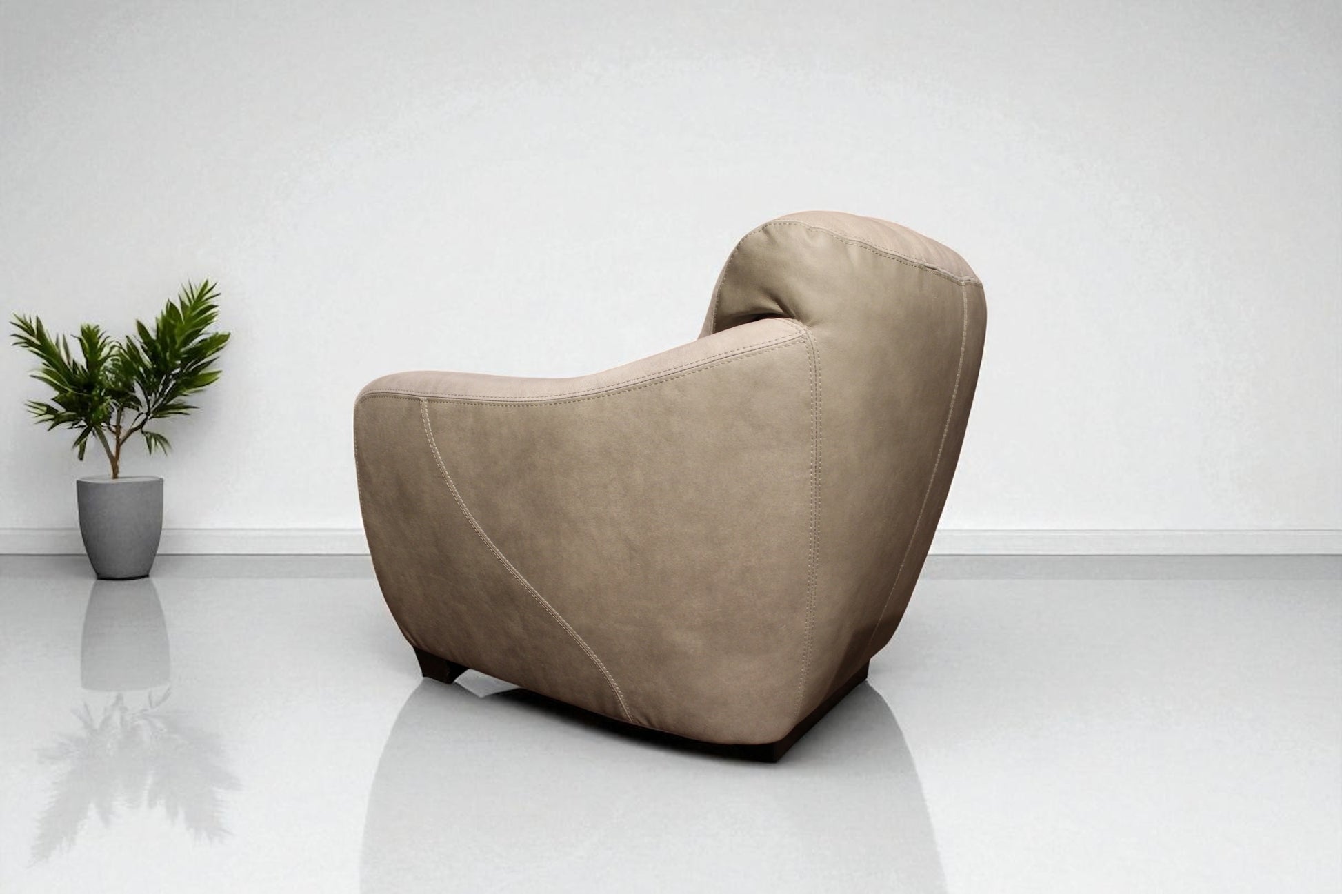 HLHF J365 Cigar Leather Club Chair Accent Chairs, Living Furniture Store Burlington Ontario Near Me 
