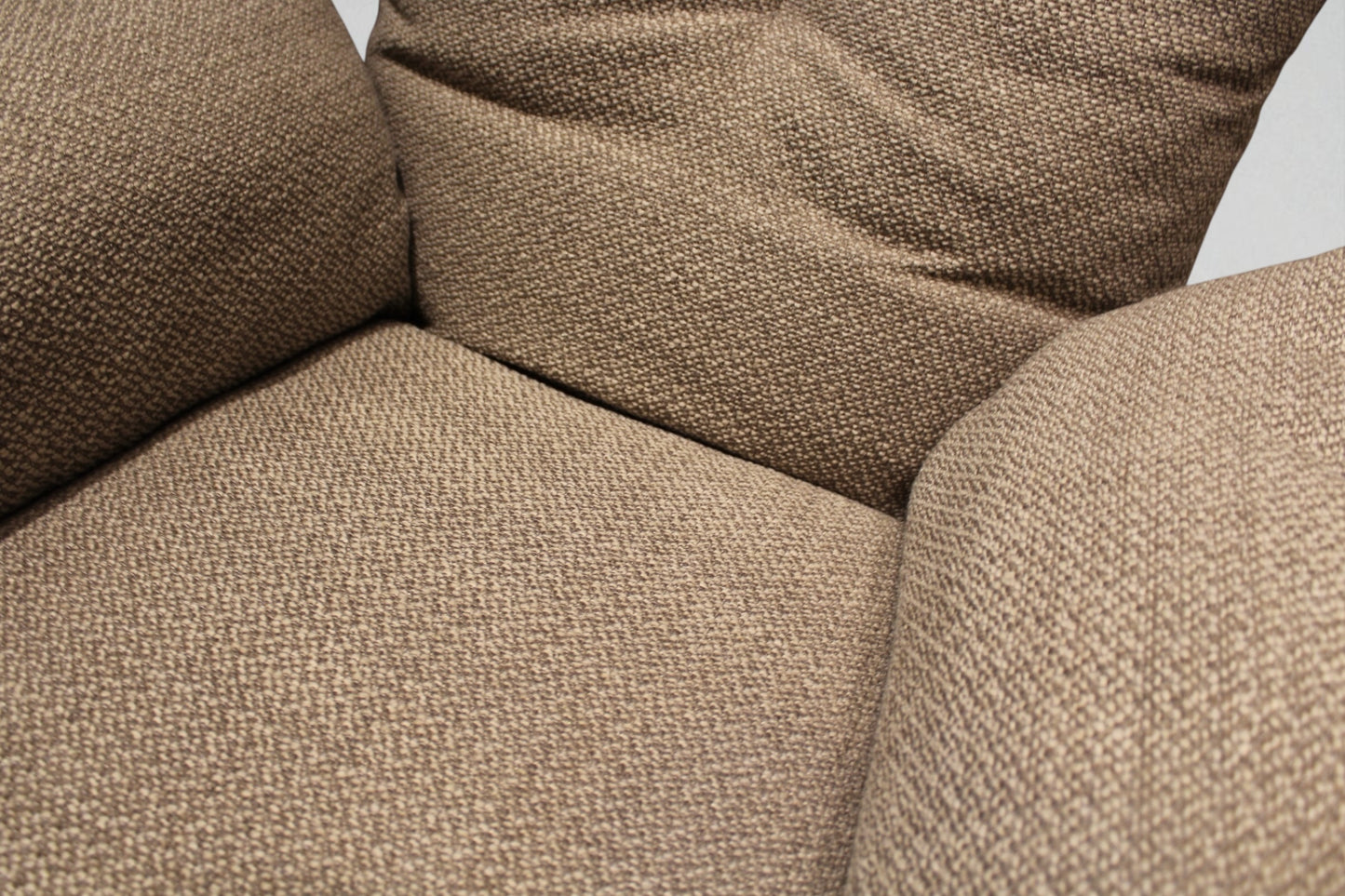 HLHF Contour Chair & Ottoman Accent Chairs Furniture Store Burlington Ontario Near Me 