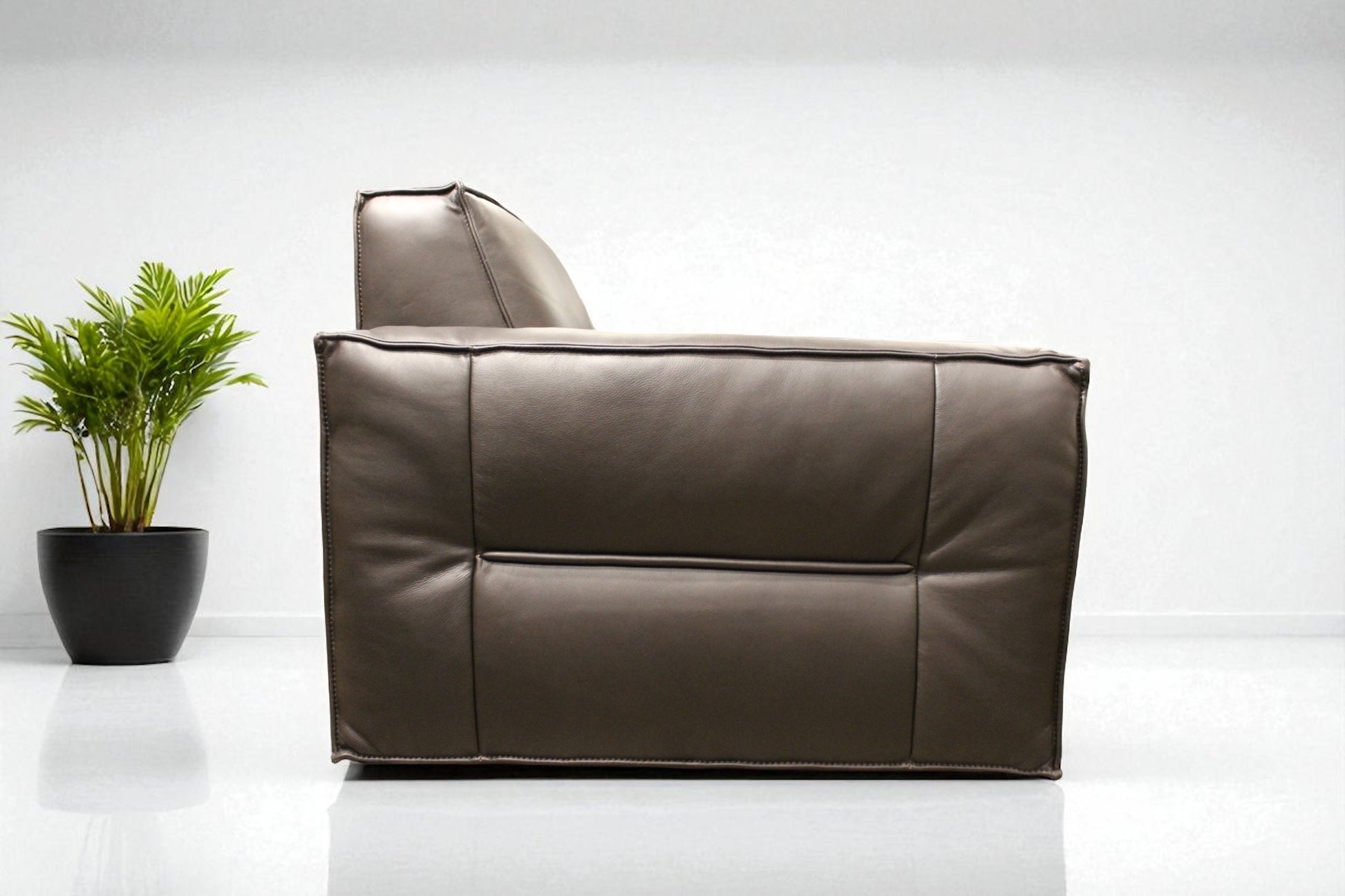HLHF W1372 Leather Swivel Chair - 3 Colours Accent Chairs, Living Furniture Store Burlington Ontario Near Me 