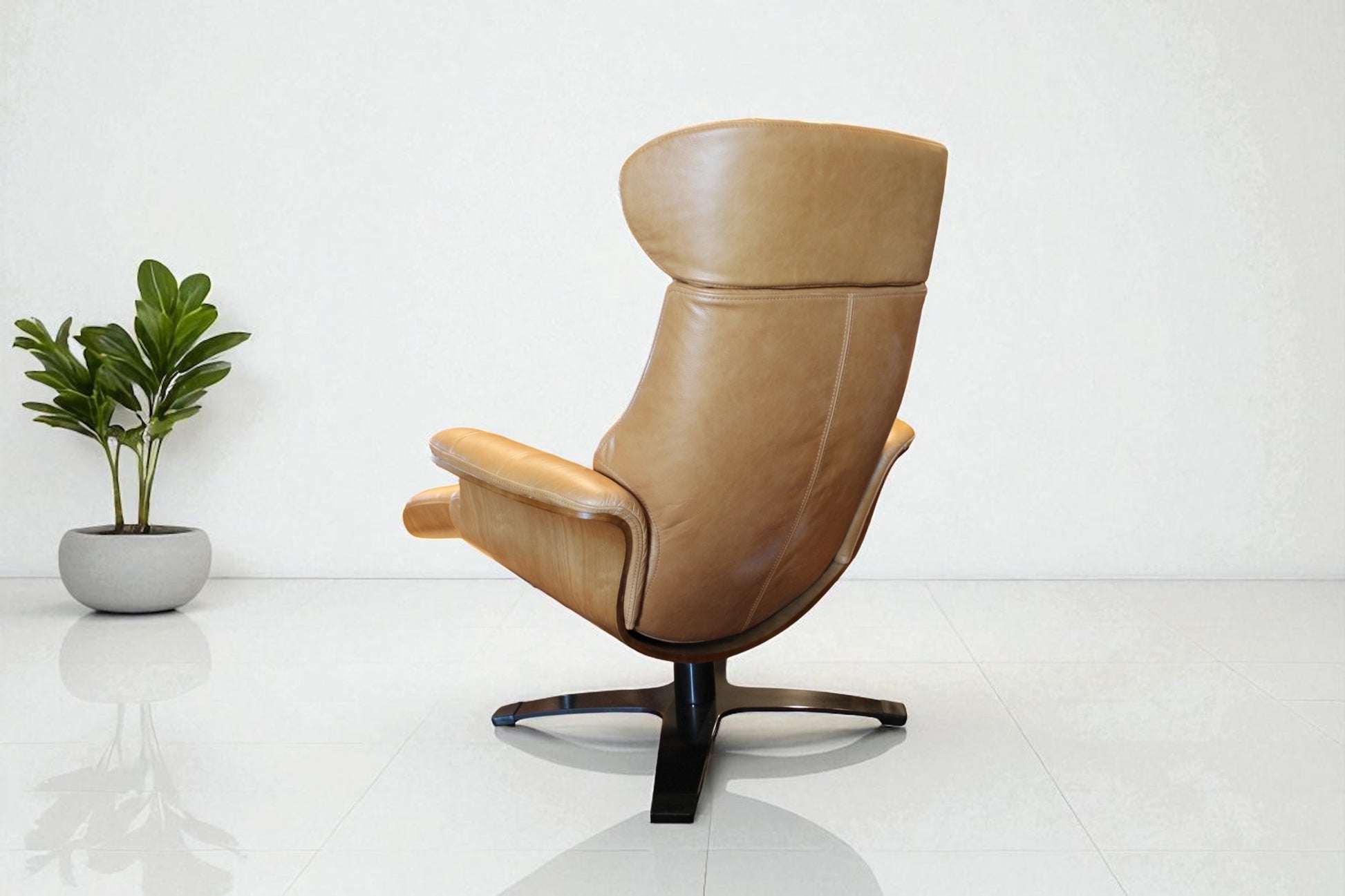HLHF Arch Leather Lounge Accent Chair & Ottoman - Whiskey Accent Chairs Furniture Store Burlington Ontario Near Me 