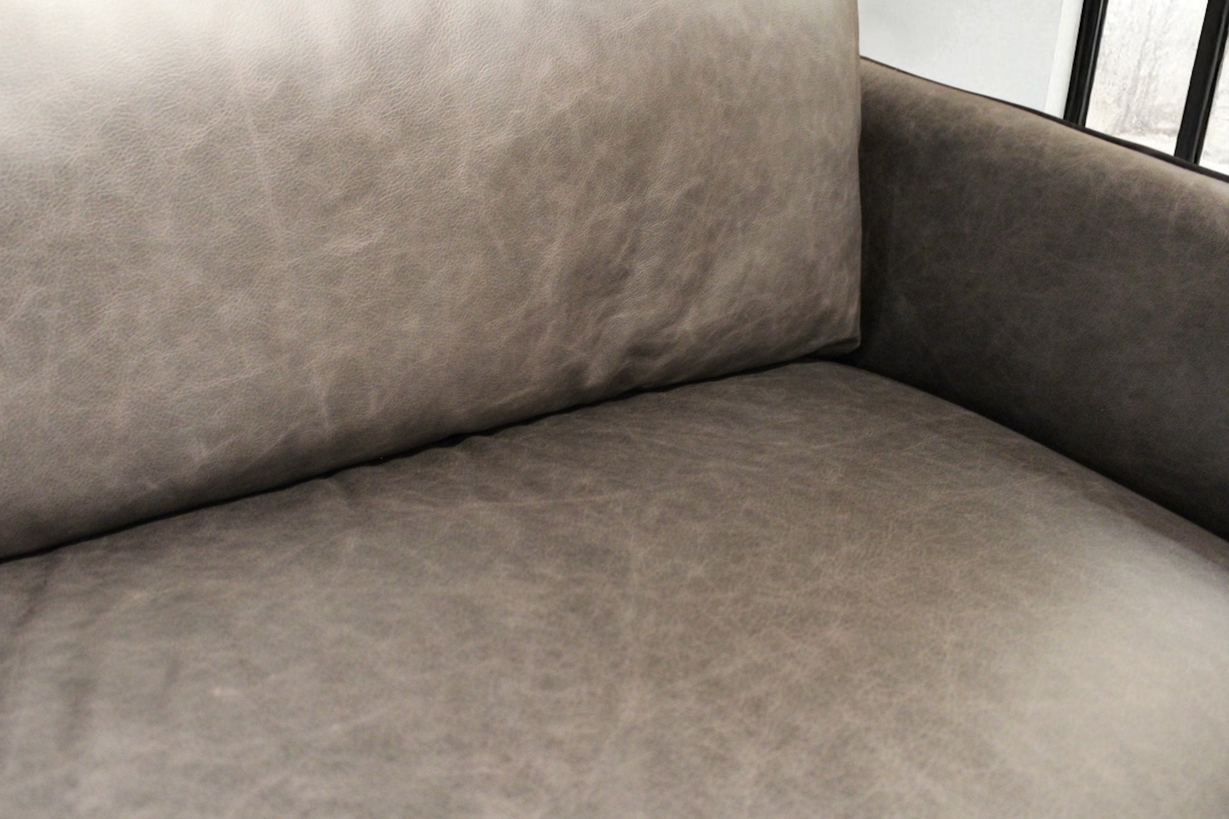 5607-3(2A) Charcoal Leather Sofa Burlington K Home Sofa – HLHF