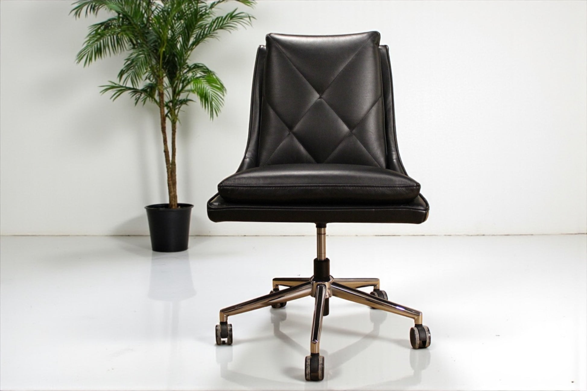 HLHF Casper Office Chair - Black & Tan Office Furniture Store Burlington Ontario Near Me 