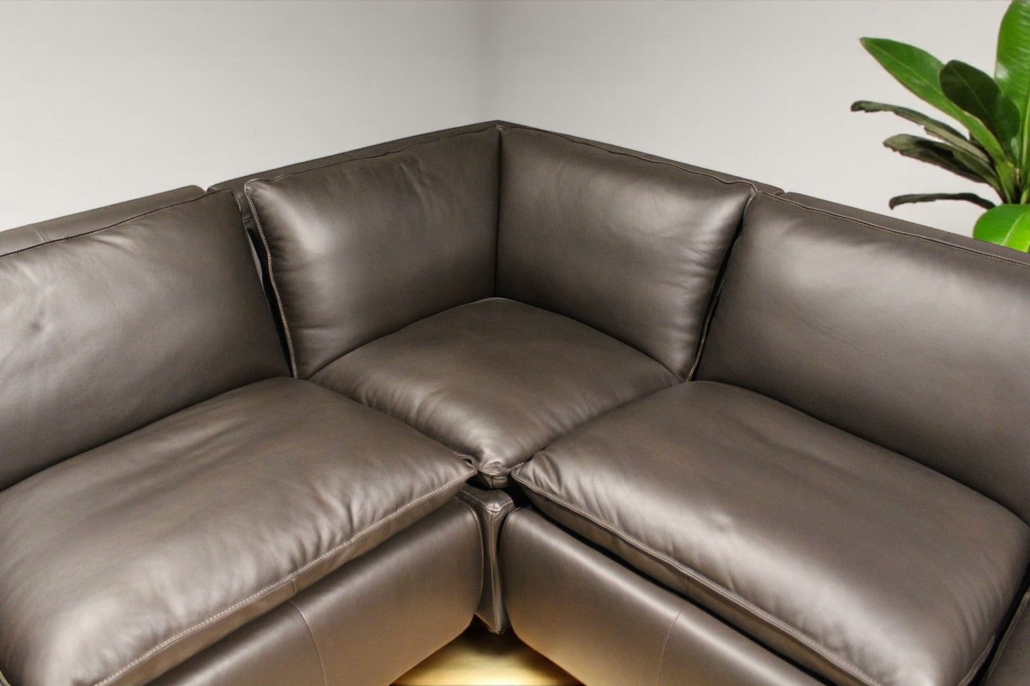 HLHF Oslo Mountain Leather Sectional Living Furniture Store Burlington Ontario Near Me 